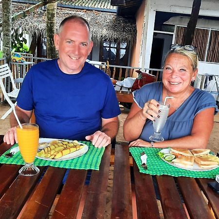 La-Vira Beach Villa Hikkaduwa Eksteriør billede