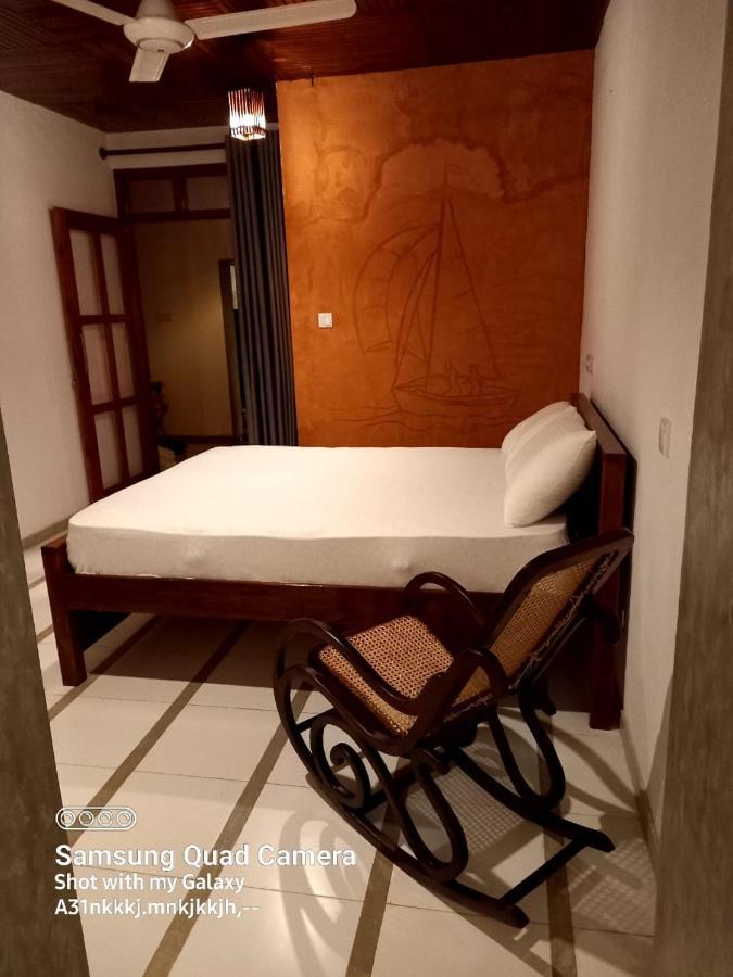 La-Vira Beach Villa Hikkaduwa Eksteriør billede