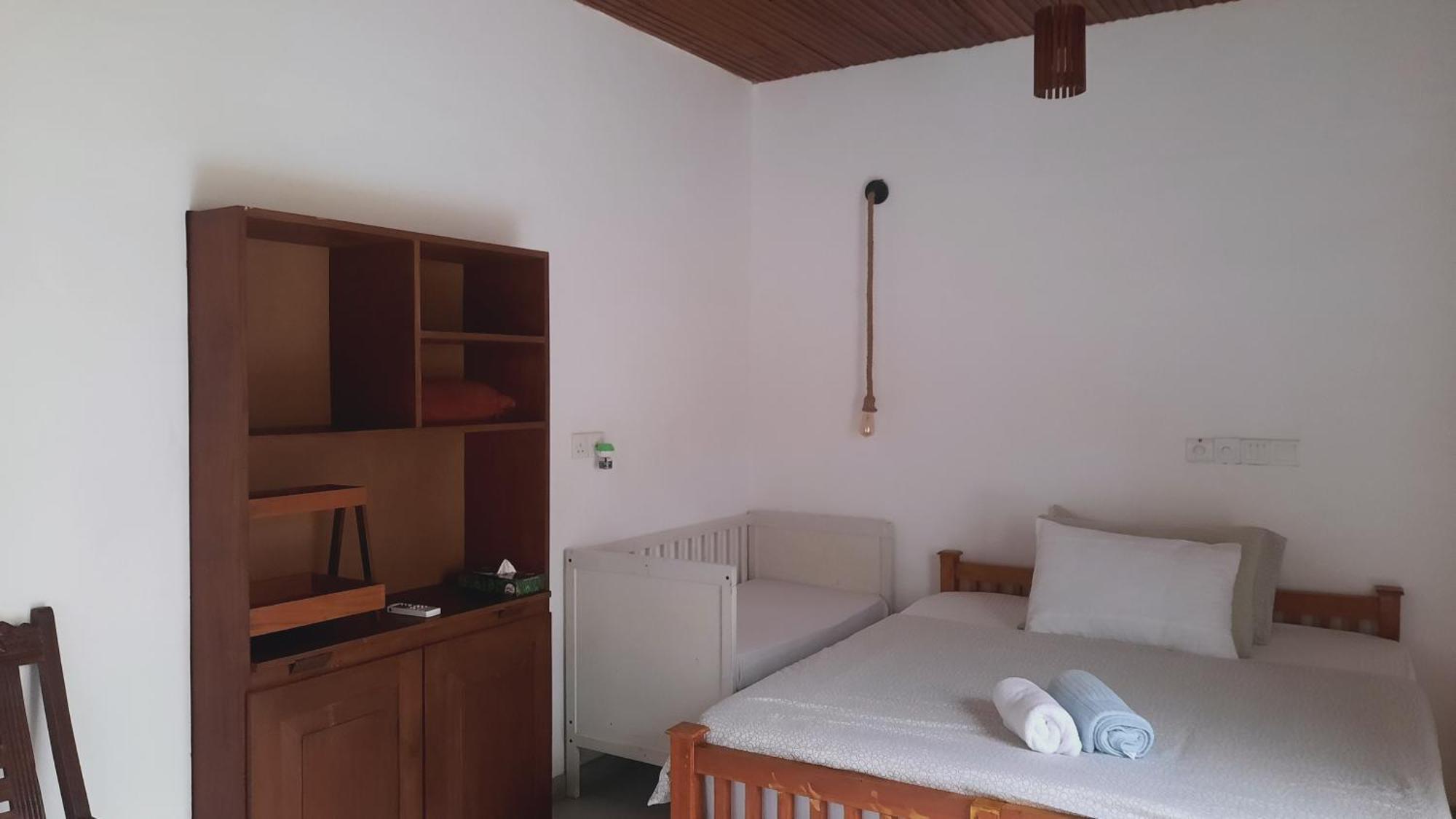 La-Vira Beach Villa Hikkaduwa Eksteriør billede