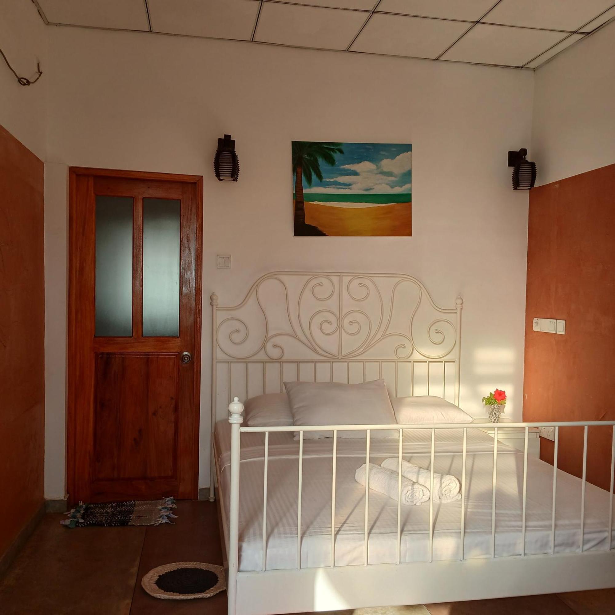 La-Vira Beach Villa Hikkaduwa Eksteriør billede